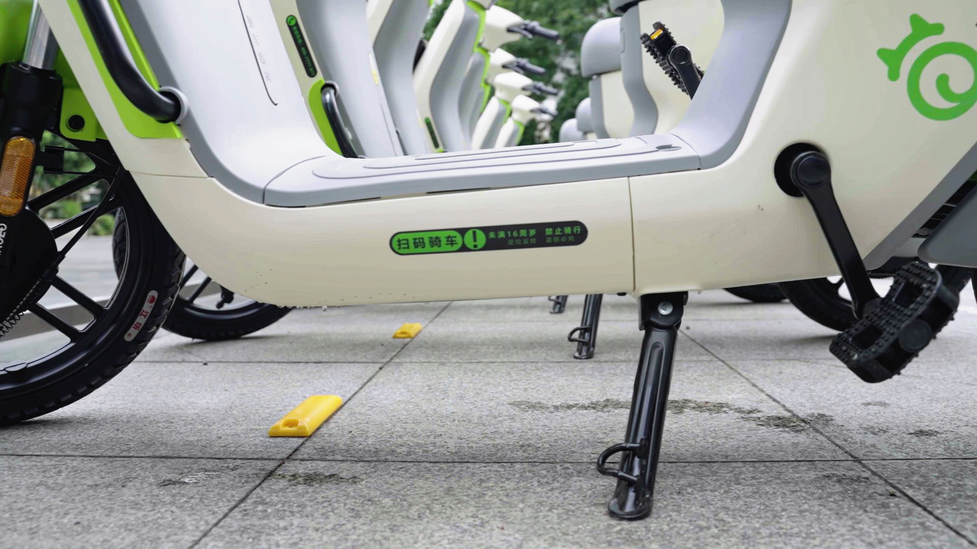 未滿(mǎn)16周歲禁止騎行共享電動(dòng)車(chē)